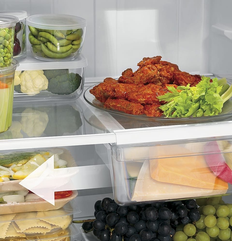 GE – 28 in. Wide 16.6 Cu. Ft. Top-Freezer Refrigerator with Edge-to-Edge Glass Shelves – Black