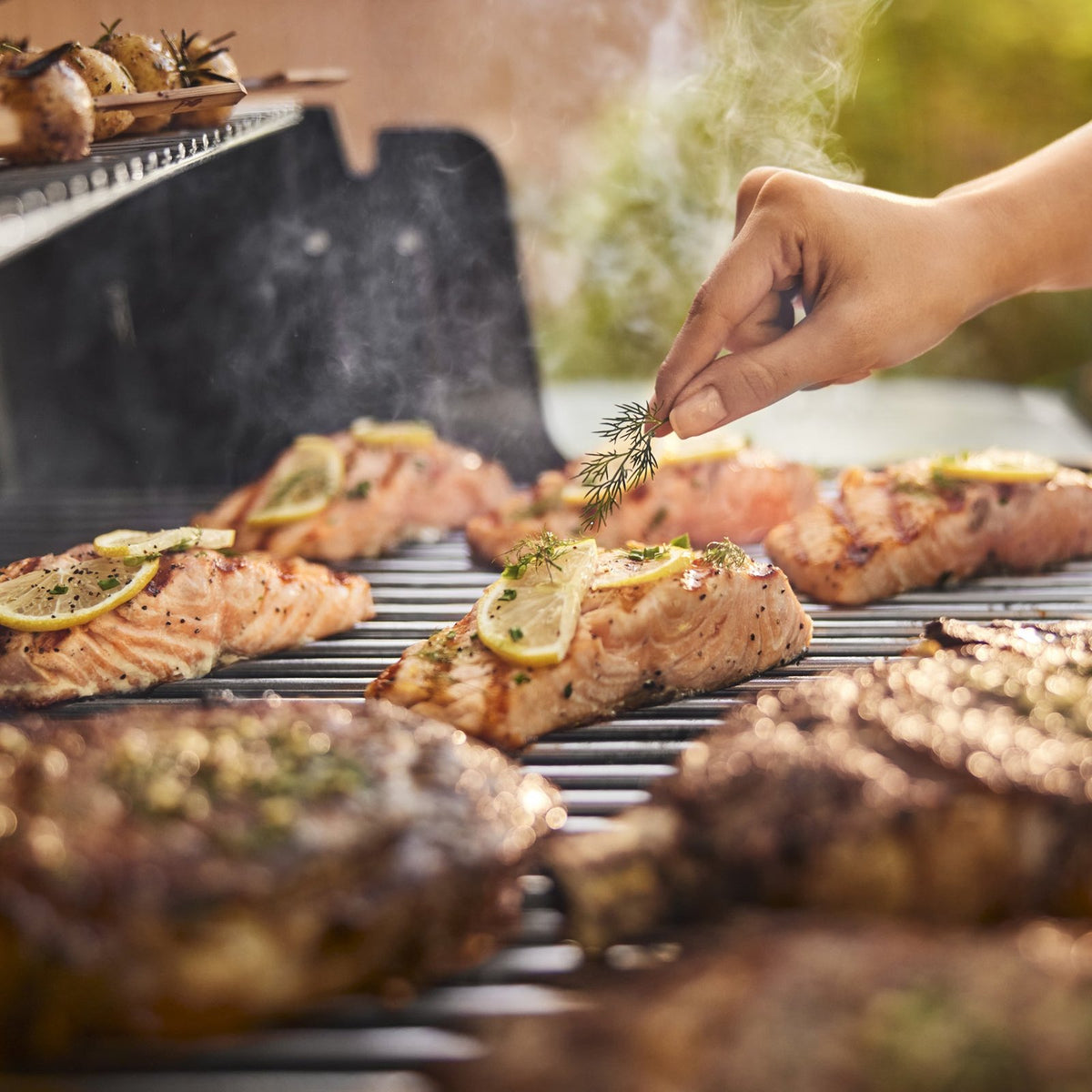 Genesis S-315 Gas Grill (Liquid Propane)
