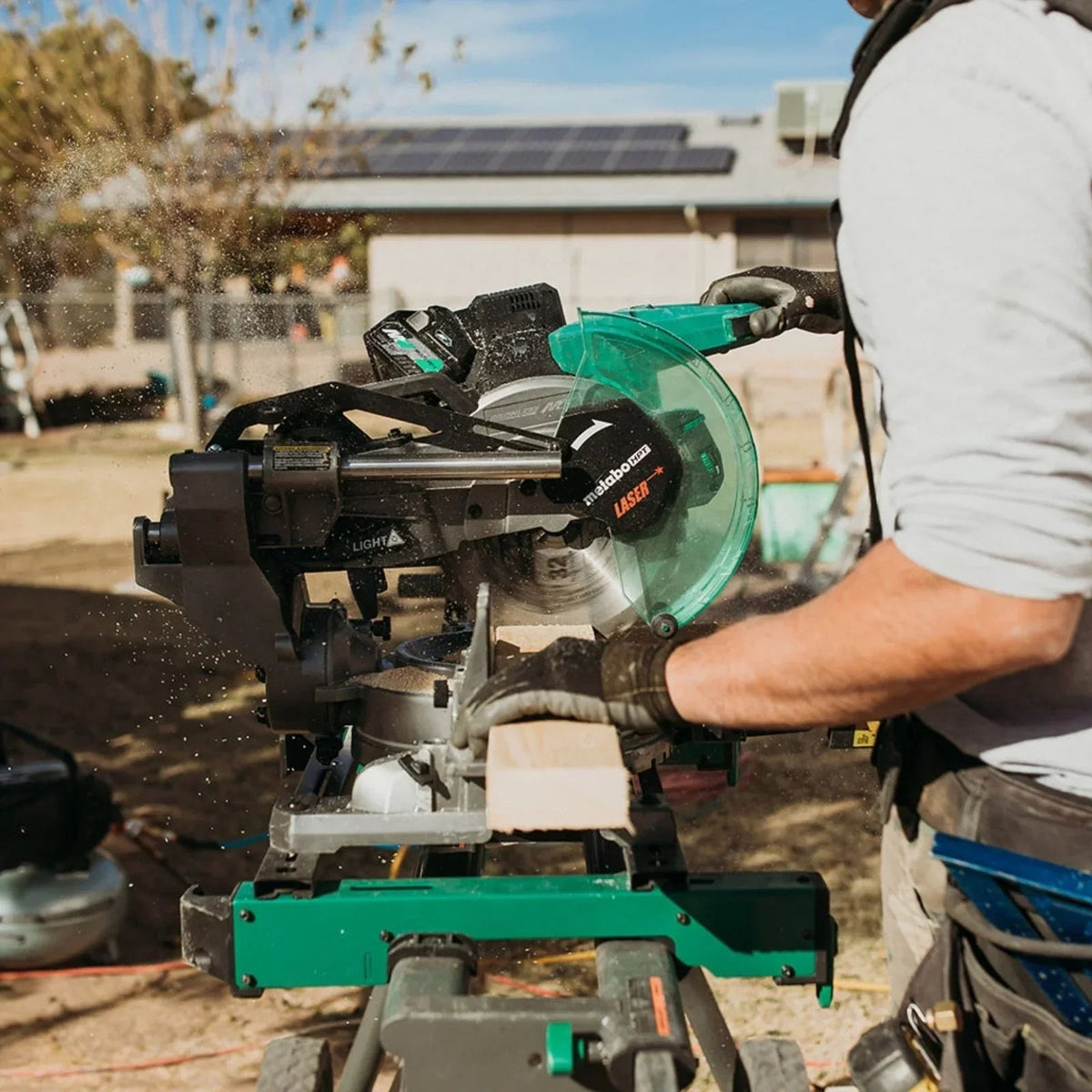 Metabo HPT MultiVolt 36V Sliding Miter Saw 10-Inch Blade C3610DRAQAM - Prioka