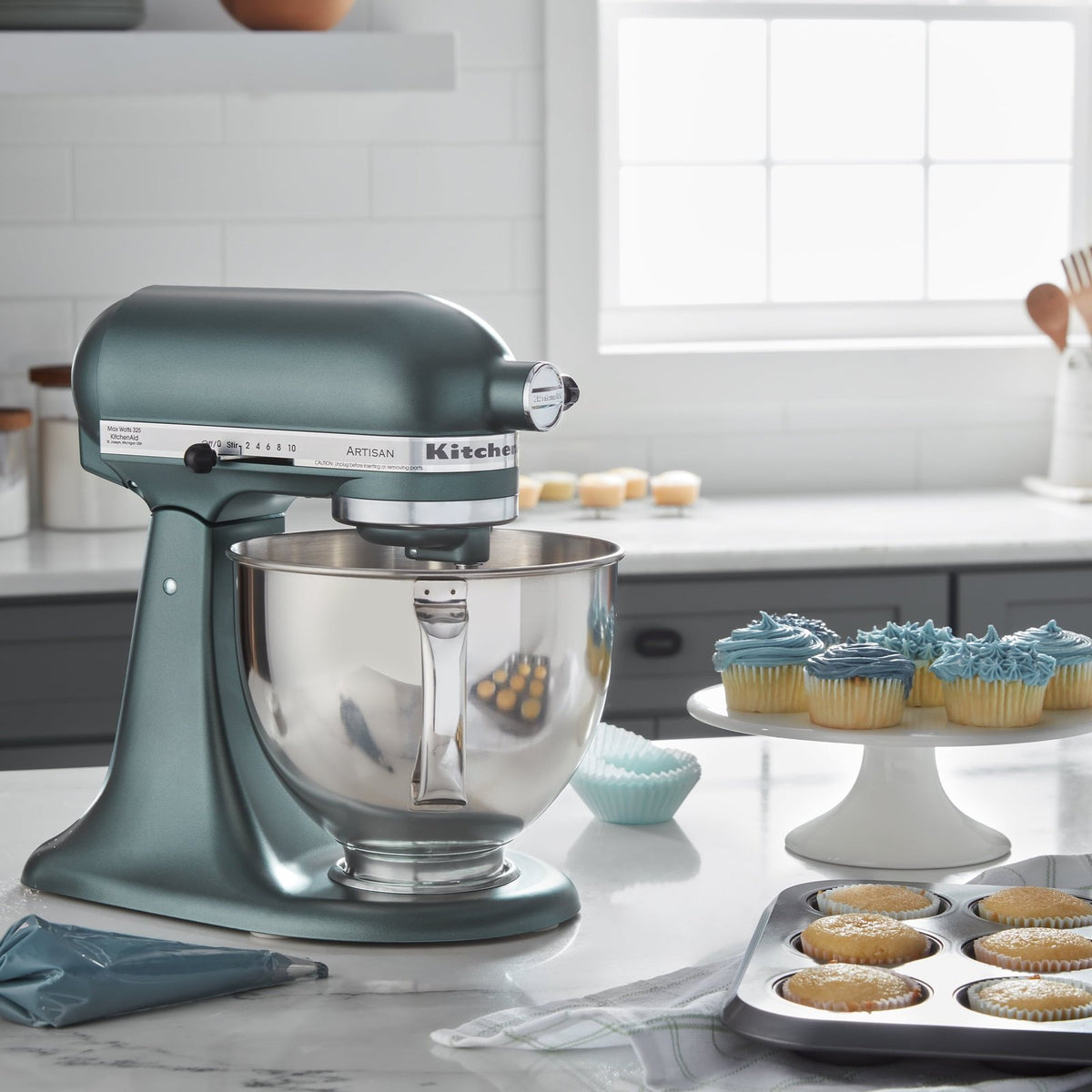 Artisan® Series 5 Quart Tilt-Head Stand Mixer – Juniper