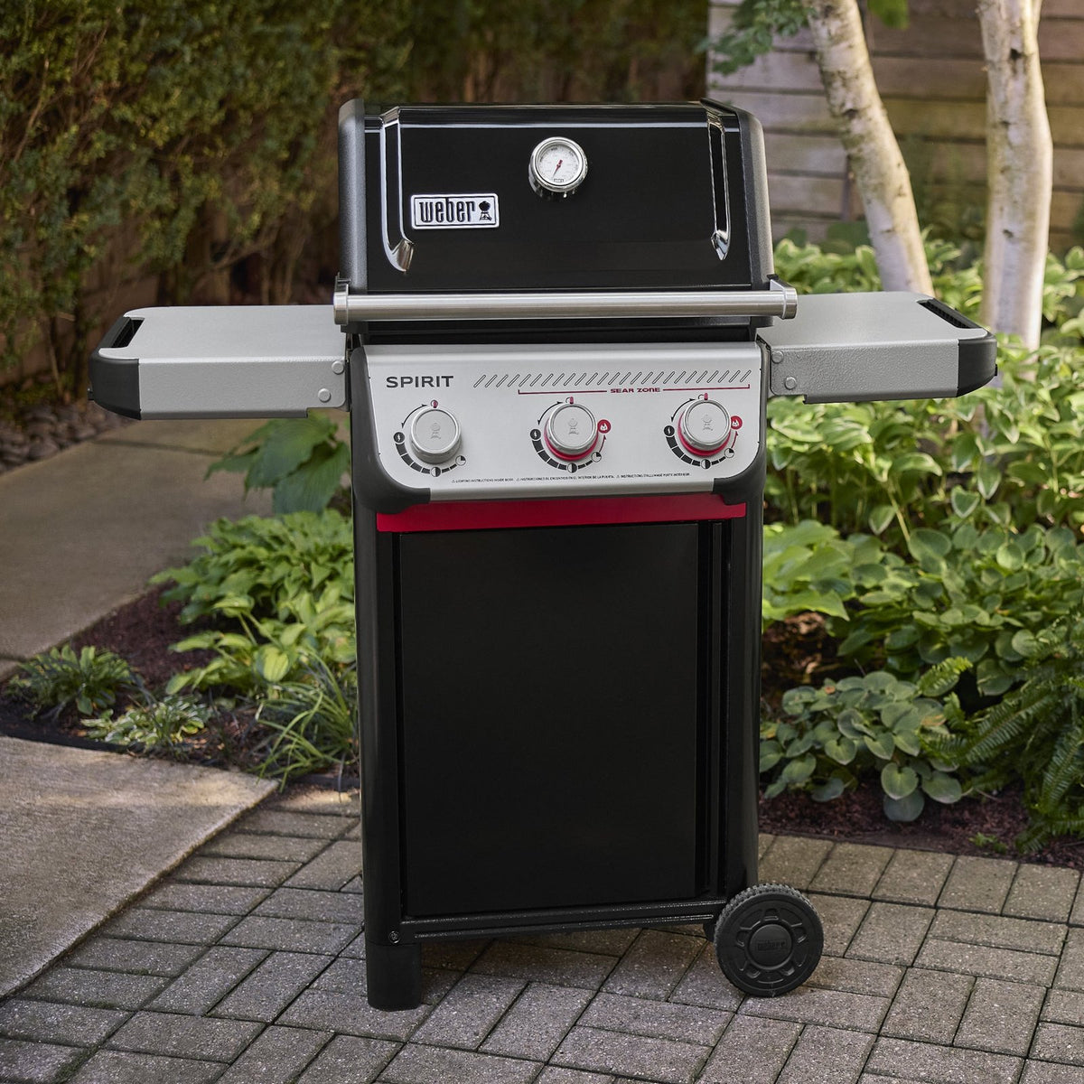 Spirit® E-325 Gas Grill (Natural Gas)