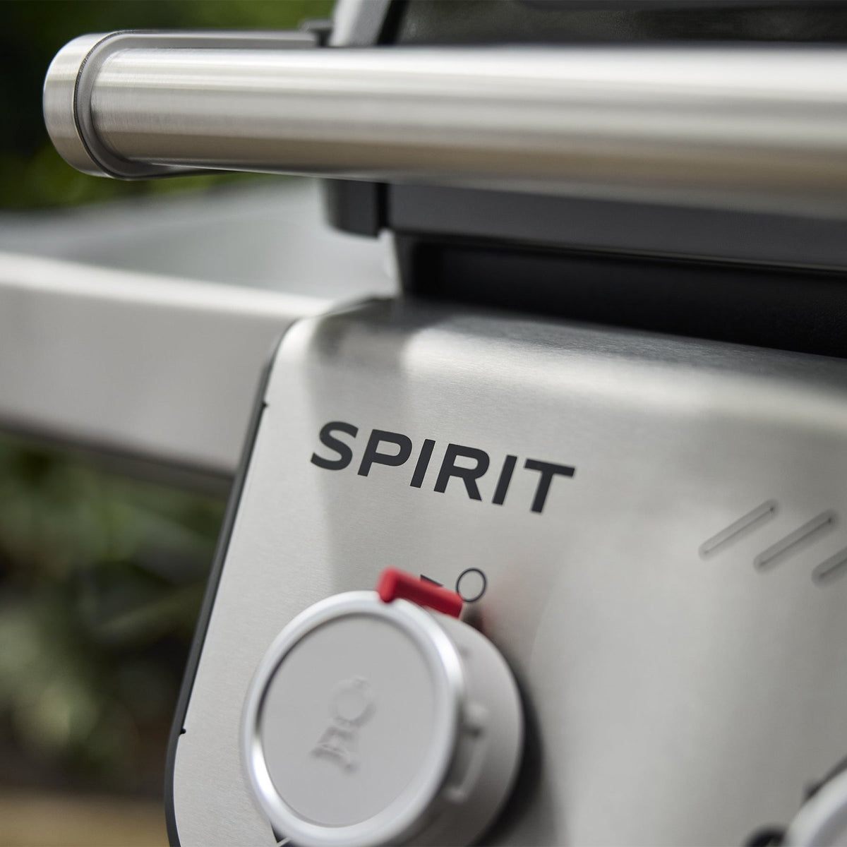Spirit® E-425 Gas Grill (Liquid Propane)