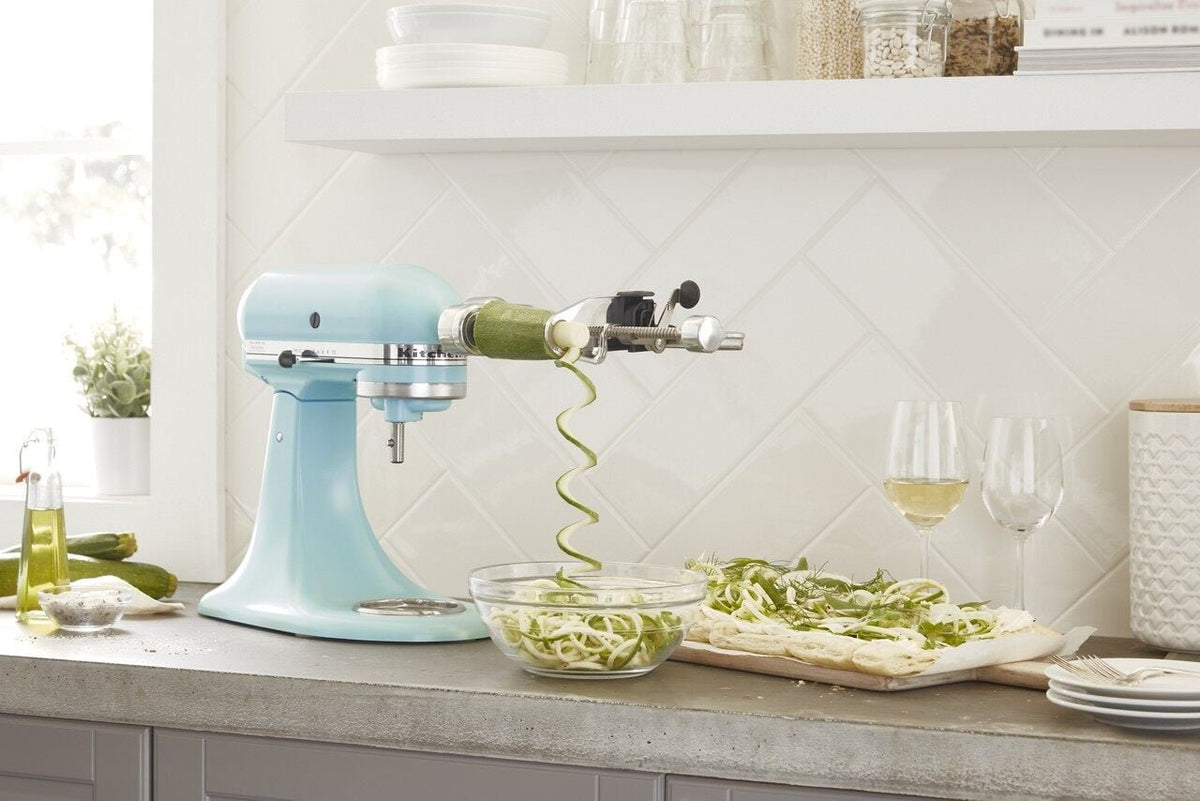 Deluxe 4.5 Quart Tilt-Head Stand Mixer – Mineral Water Blue