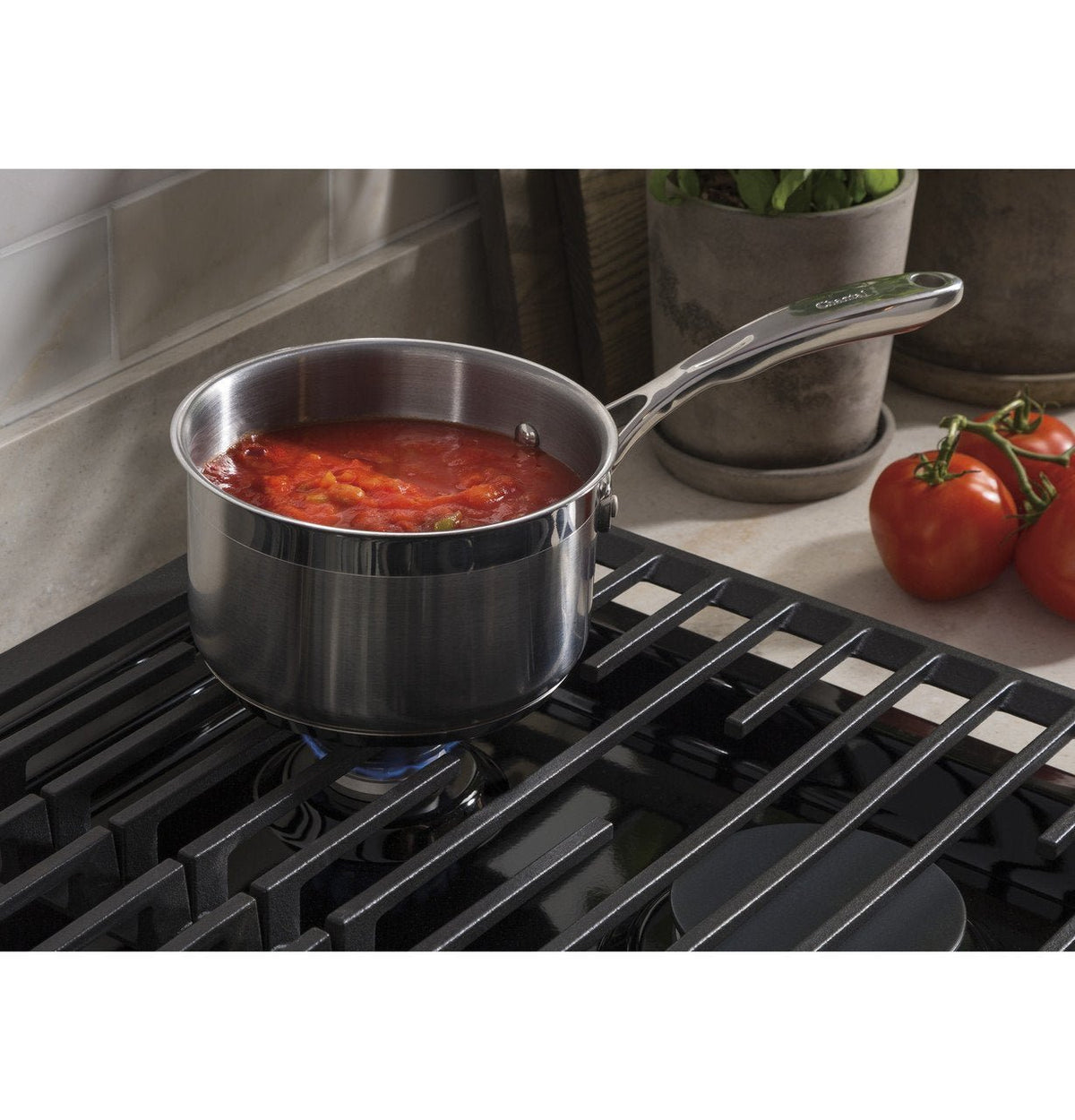 GE Profile Series 36″ Built-In Gas Cooktop PGP7036DLBB