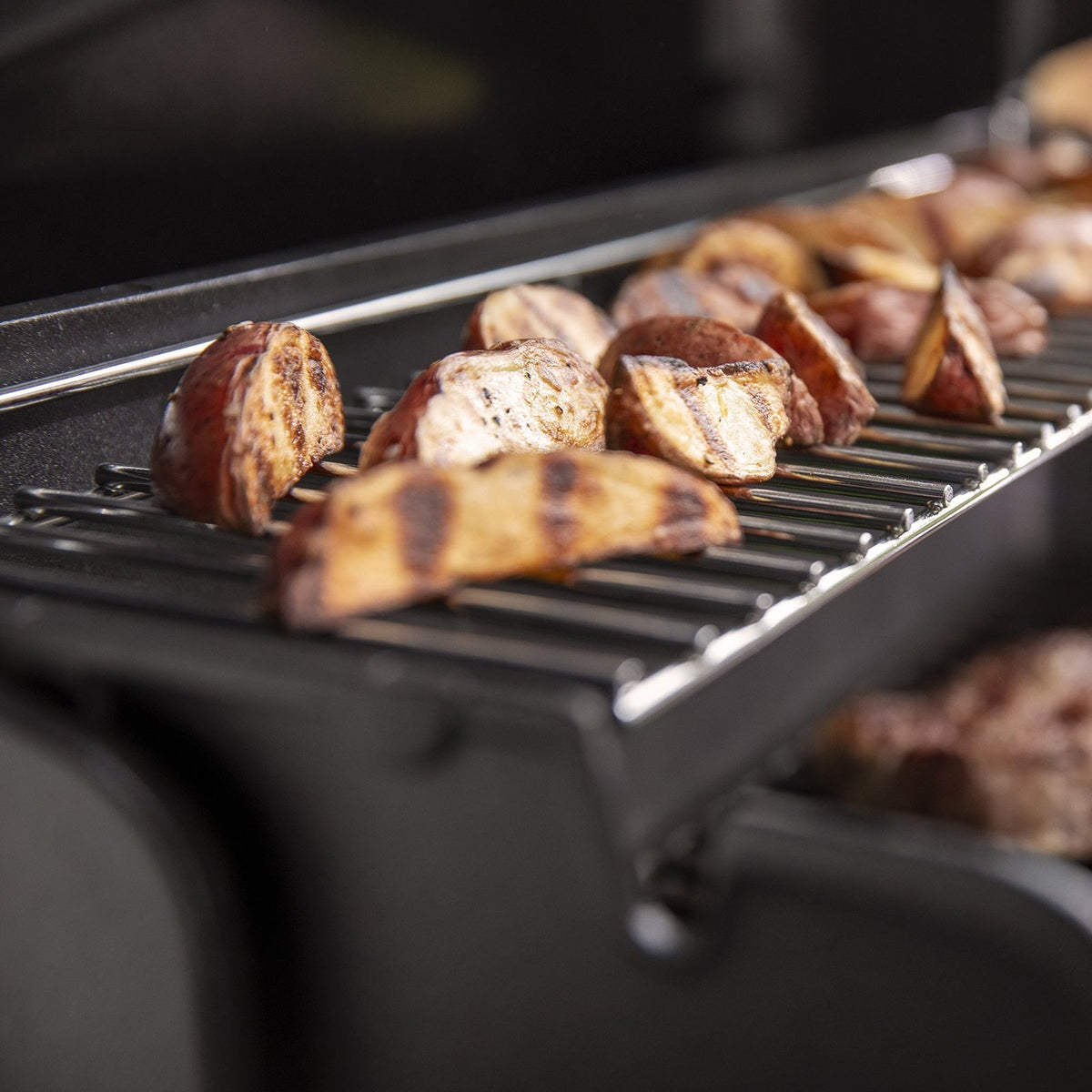 Genesis E-315 Gas Grill (Natural Gas)