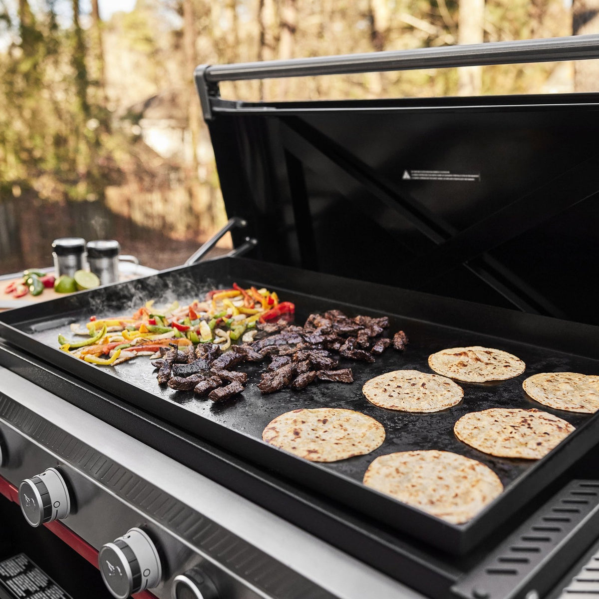 Slate® 36″ Rust-Resistant Griddle with Flip-Up Side Table (Natural Gas)