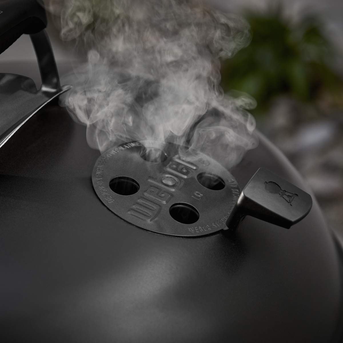 22” Original Kettle® Stealth® Edition Charcoal Grill