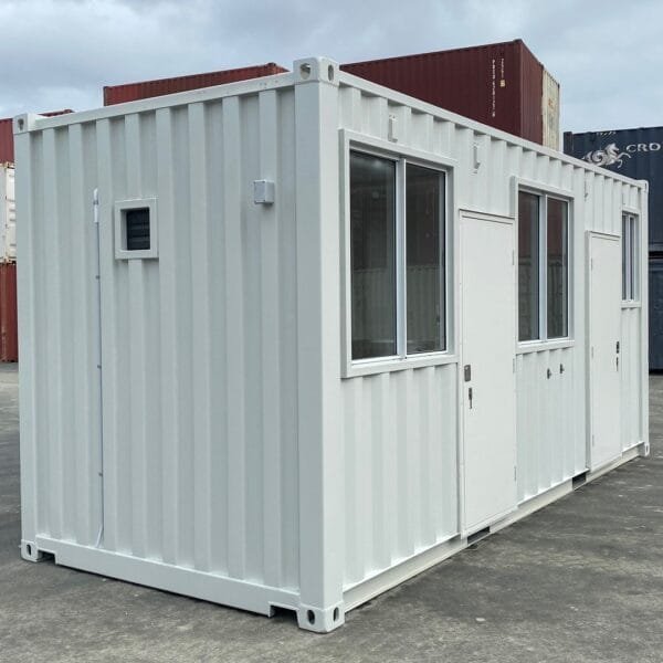 20′ standard single use container with glass windows and AC - Prioka