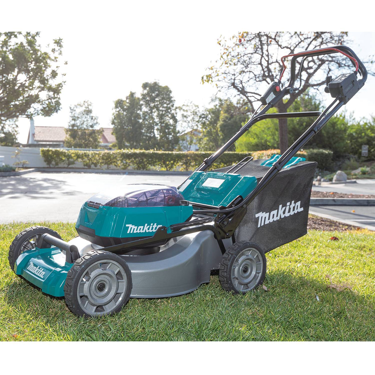 21 in. 18-Volt X2 (36-Volt) LXT Lithium-Ion Cordless Walk Behind Self Propelled Lawn Mower Kit with 4 Batteries (5.0 Ah) - Prioka