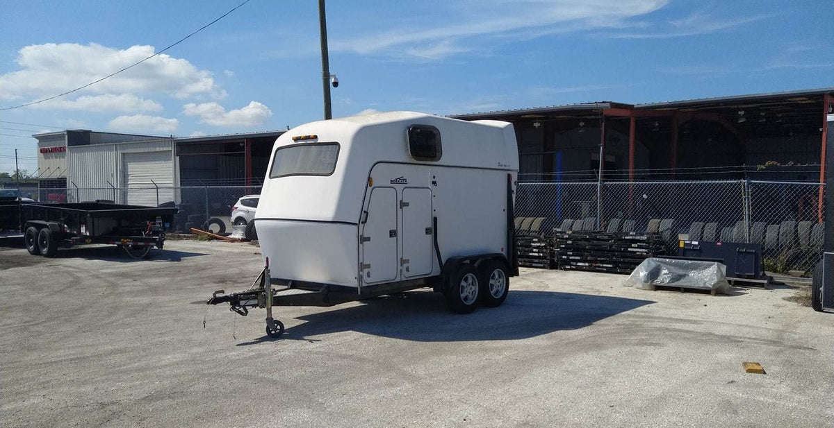 Horse Hauling Tandem Axle Trailer