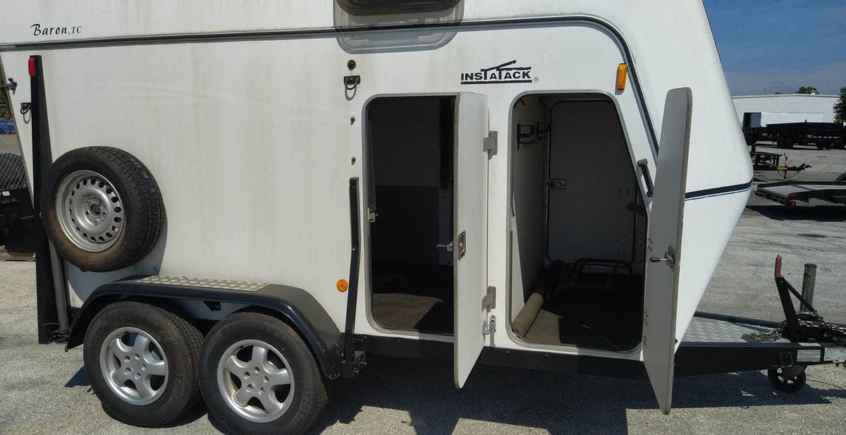 Horse Hauling Tandem Axle Trailer
