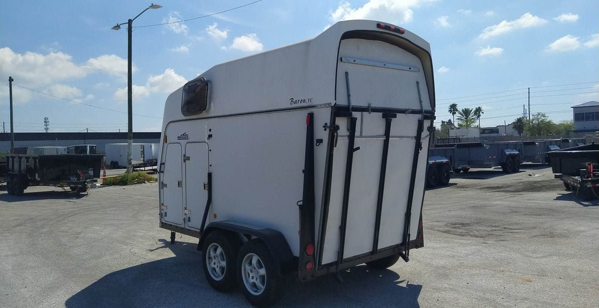 Horse Hauling Tandem Axle Trailer