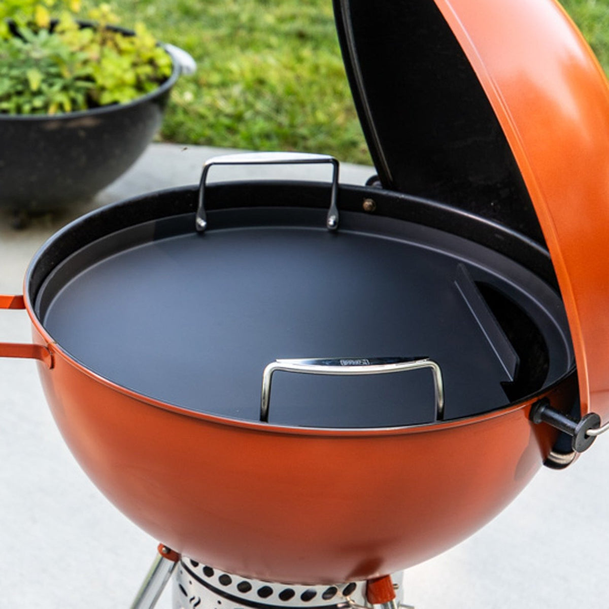 Rust-Resistant 22″ Round Griddle Insert