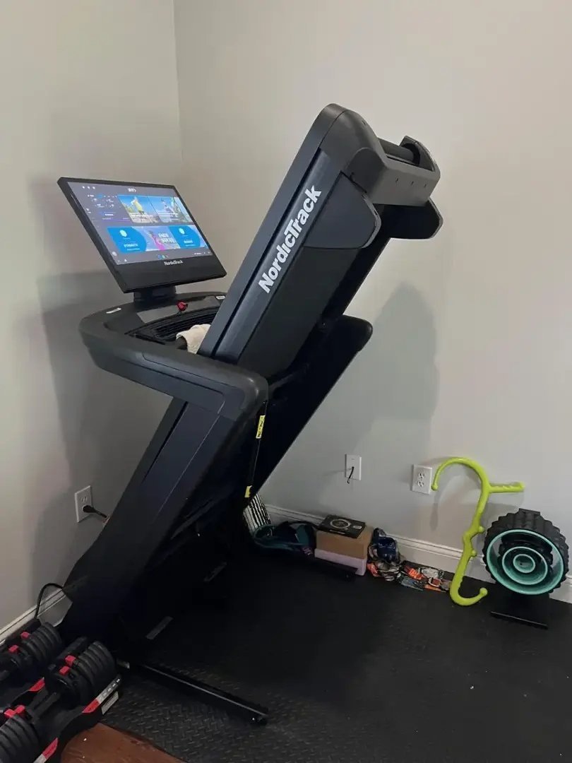 NordicTrack Commercial 2450 Treadmill