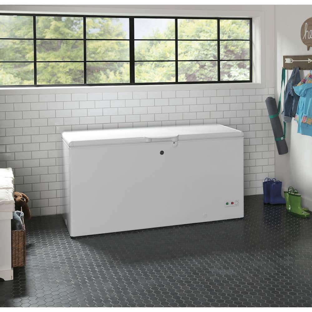GE – 15.7 Cu. Ft. Chest Freezer – White