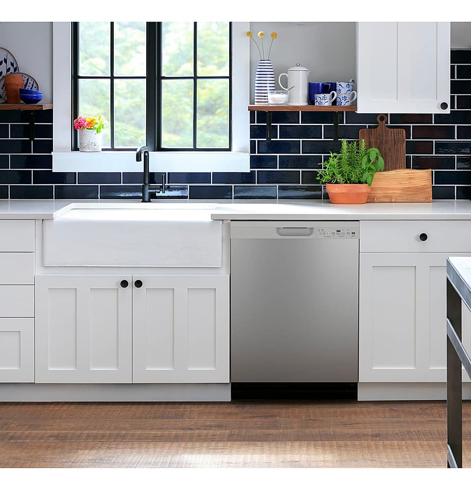 GE – 24″ Front Control Built-In Plastic Tub Dishwasher with Steam + Sanitization and 52 dBA – Stainless Steel