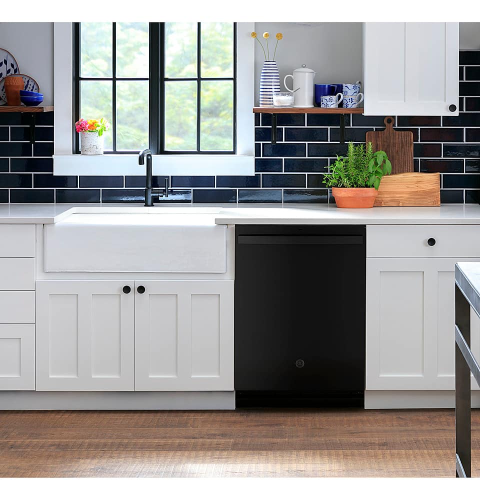 GE – 24″ Top Control Built-In Plastic Tub Dishwasher with 3rd Rack, Dry Boost and 50 dBA – Black