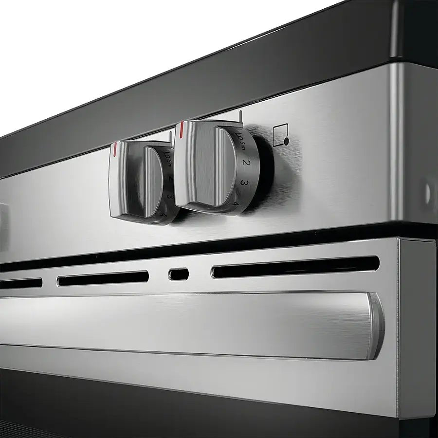 Frigidaire 30″ Electric Range with the EvenTemp