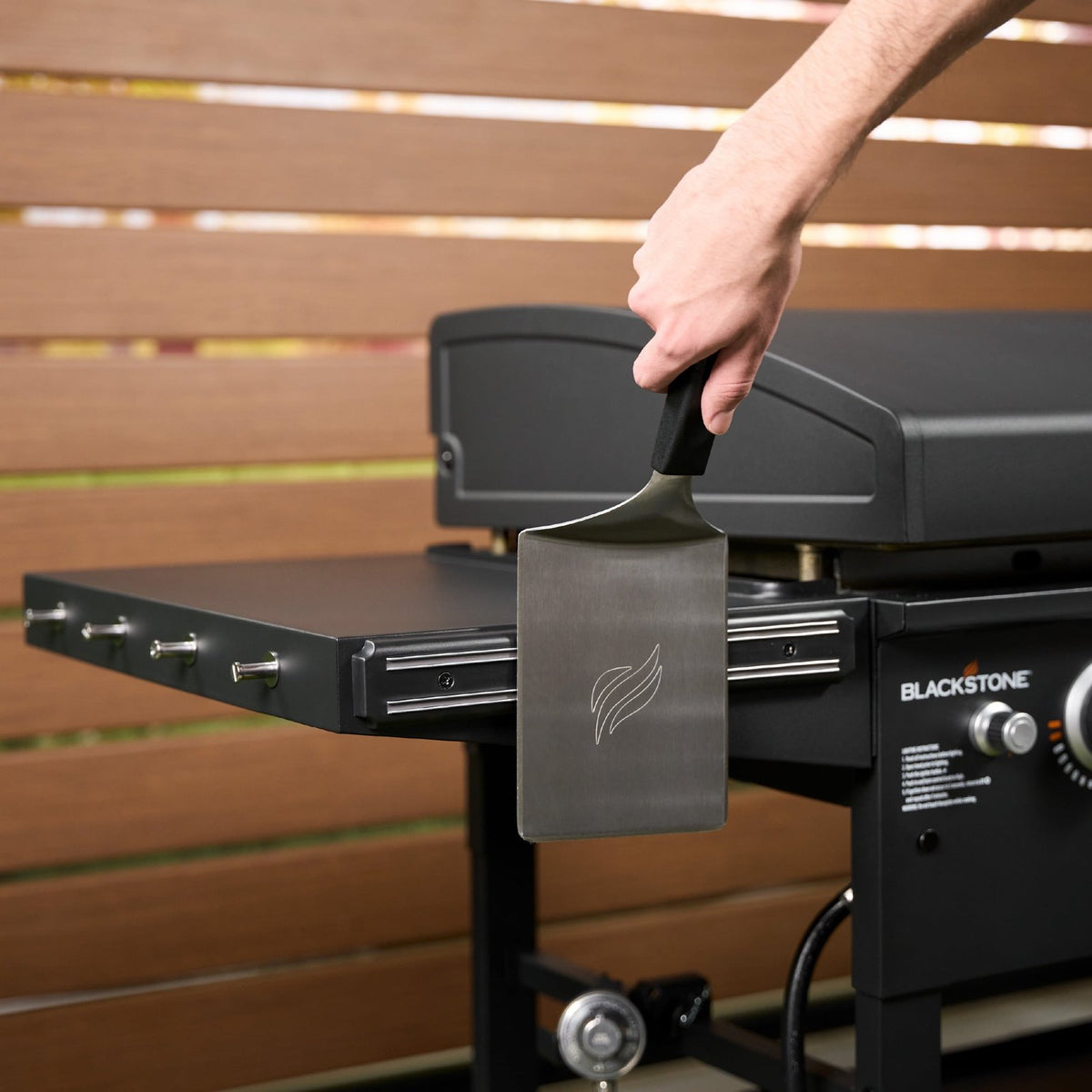 Blackstone Original Outdoor Griddle, 4-Burner 36″ Propane Flat Top Grill with Hood, Black