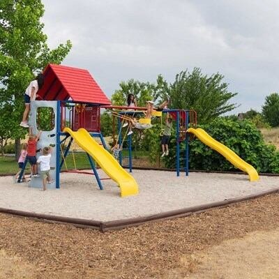 Lifetime Big Stuff Deluxe Swing Set