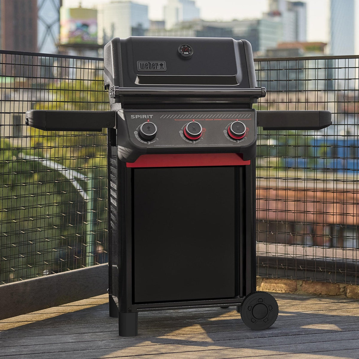 Spirit® E-325 Gas Grill Stealth® Edition (Natural Gas)