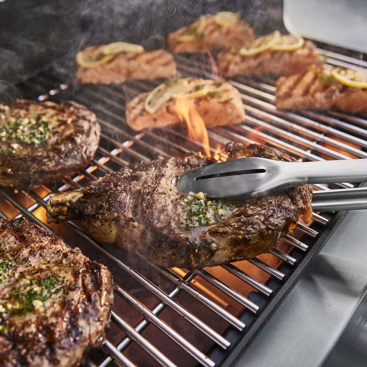 Genesis S-415 Gas Grill (Natural Gas)