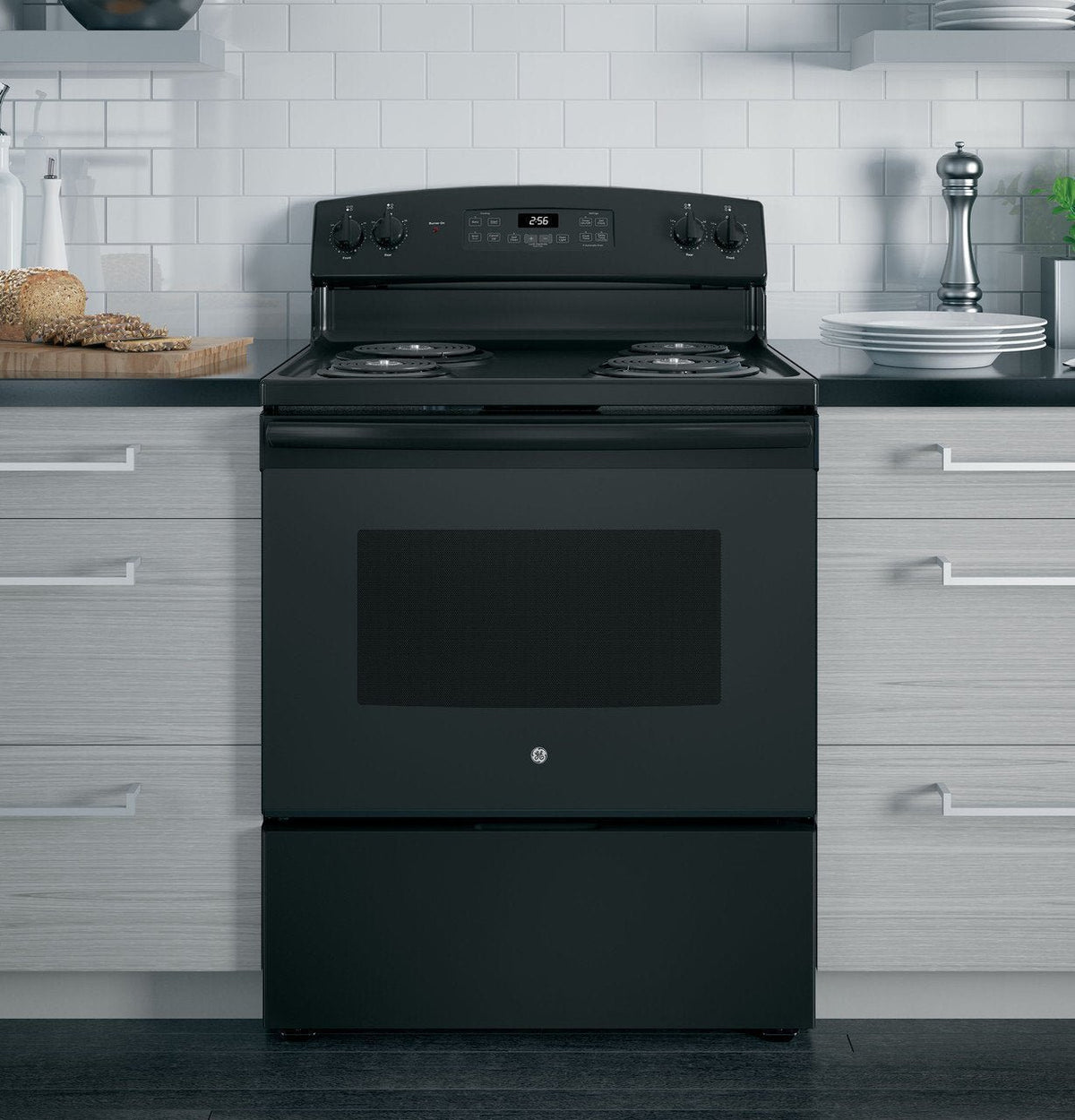 GE 30″ Freestanding Electric Range JB256DMBB