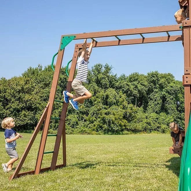 Backyard Discovery Skyfort II Cedar Swing Set/PlaySet - Prioka