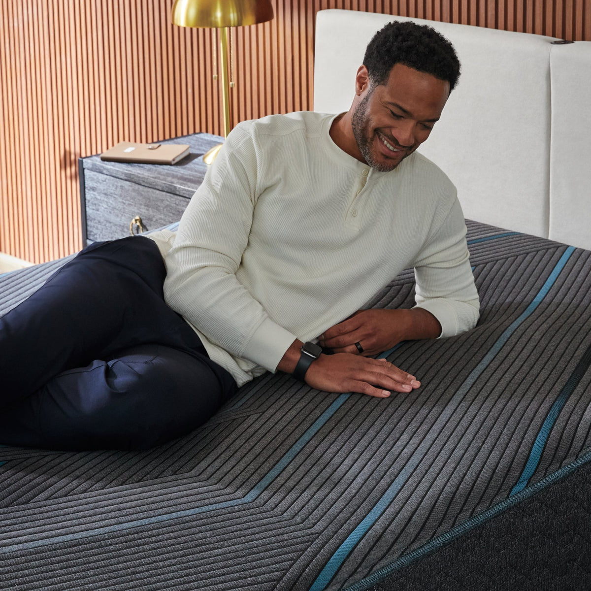 Beautyrest Core Hybrid Level Two Medium-Firm Mattress - Prioka