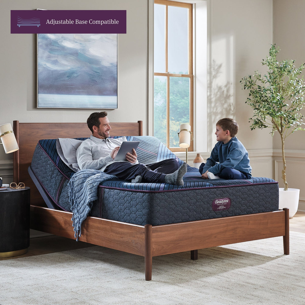 Beautyrest World Class Hybrid Level Three Firm 13" Mattress - Prioka