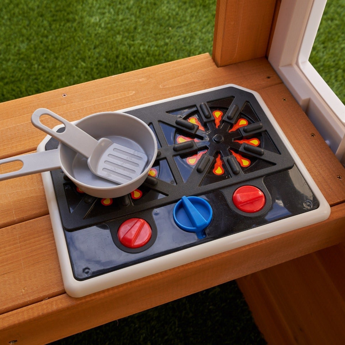 Castlewood Swing Set - Prioka