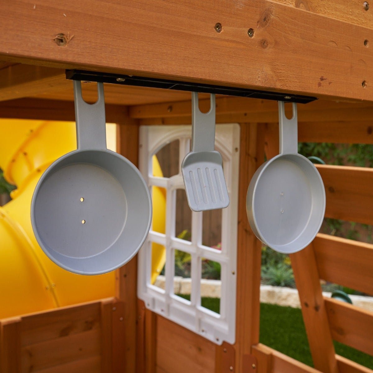 Castlewood Swing Set - Prioka