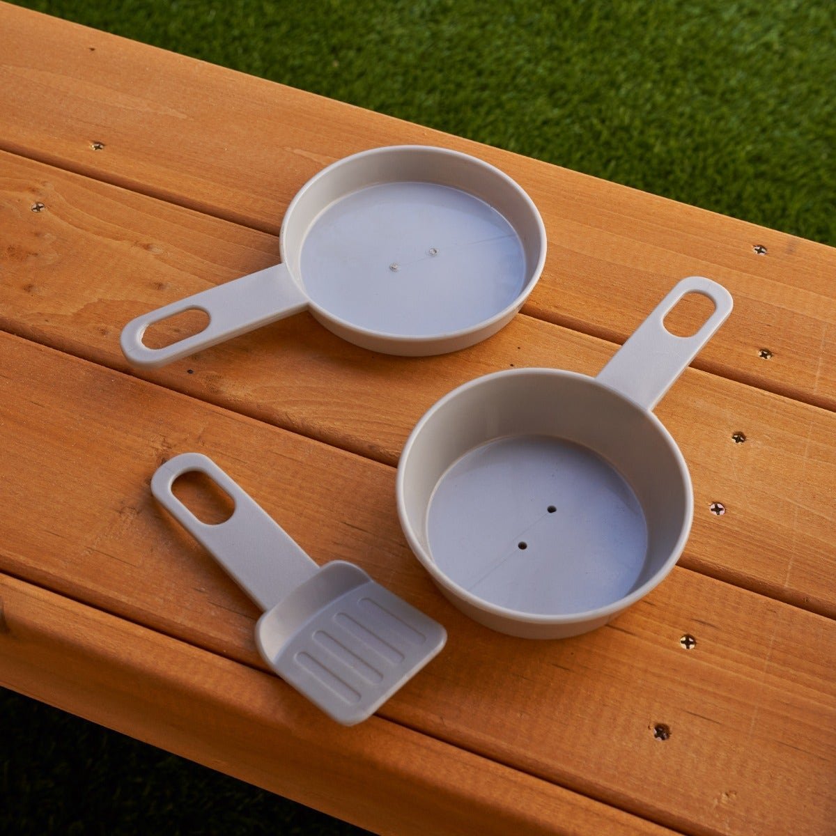 Castlewood Swing Set - Prioka
