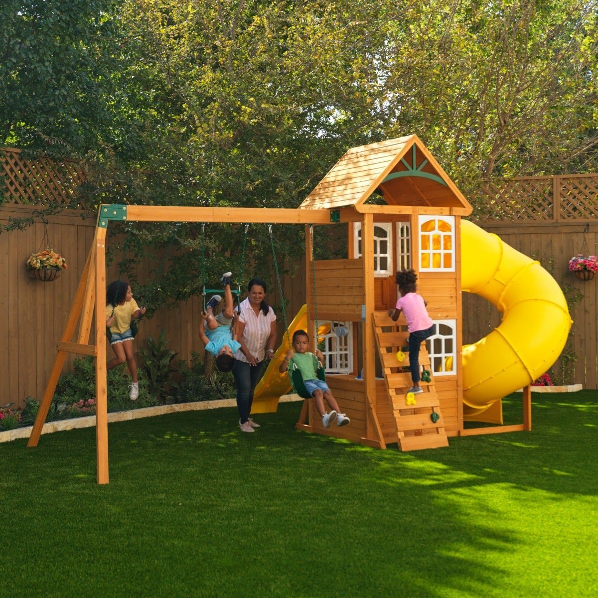 Castlewood Swing Set - Prioka