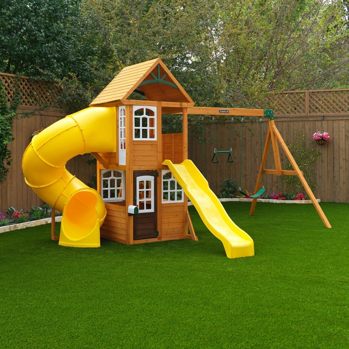 Castlewood Swing Set - Prioka