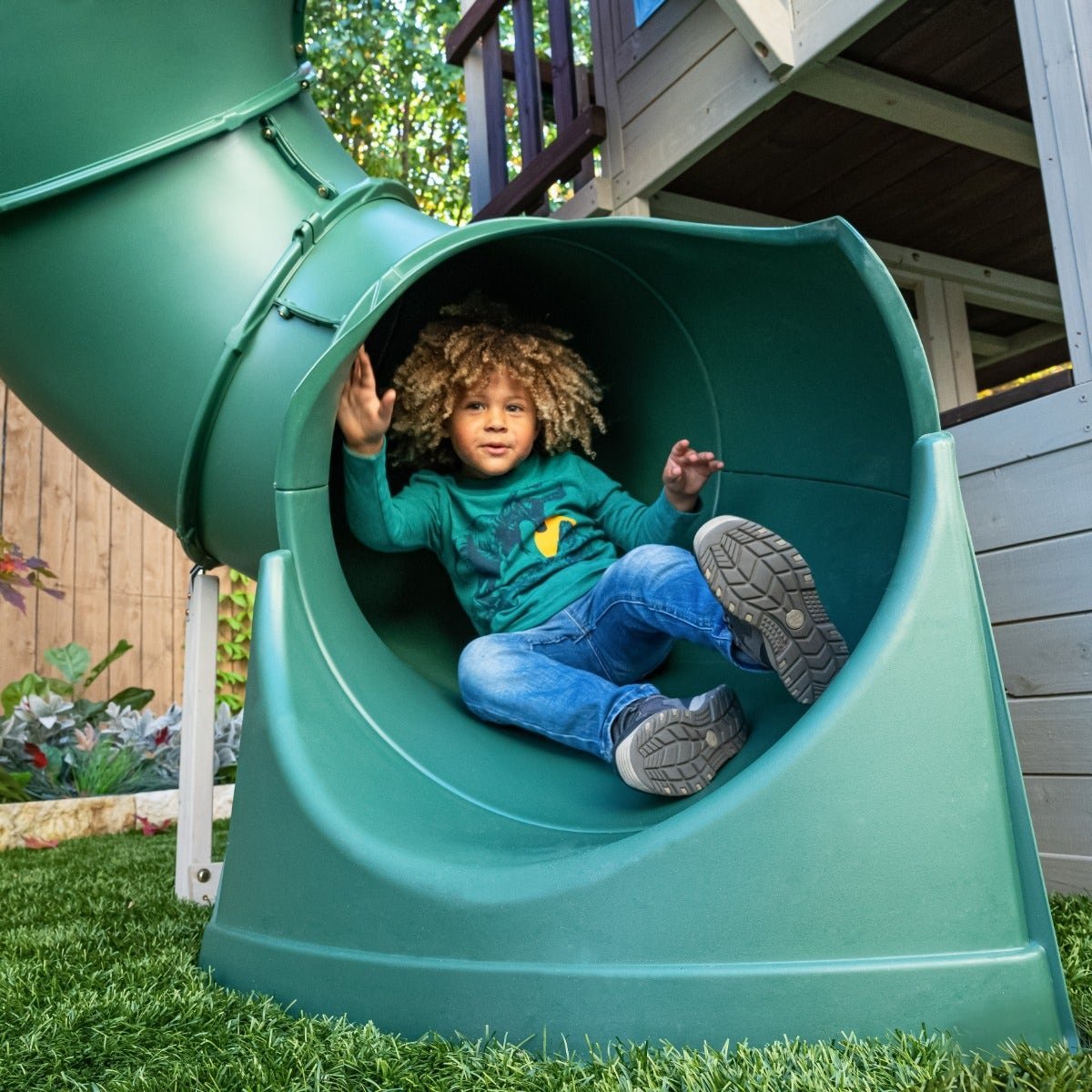 Cozy Escape Playhouse – Installation Available - Prioka