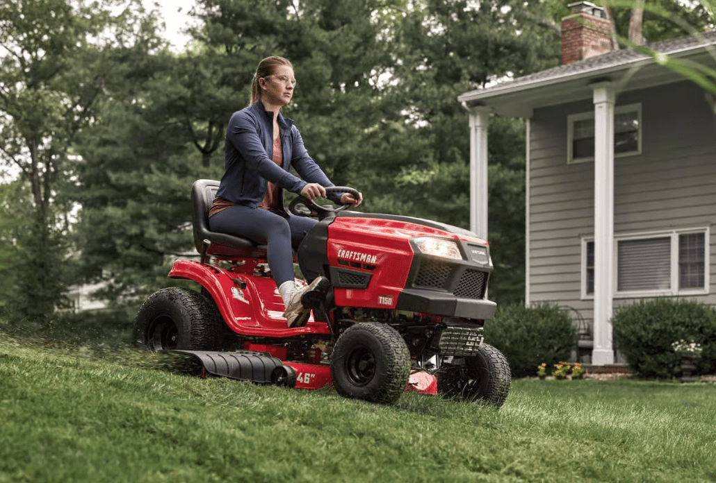 Craftsman T150 Gas Lawn Tractor | 46-in | 540cc | 19HP Briggs and Stratton Engine | Turn Tight Technology - Prioka