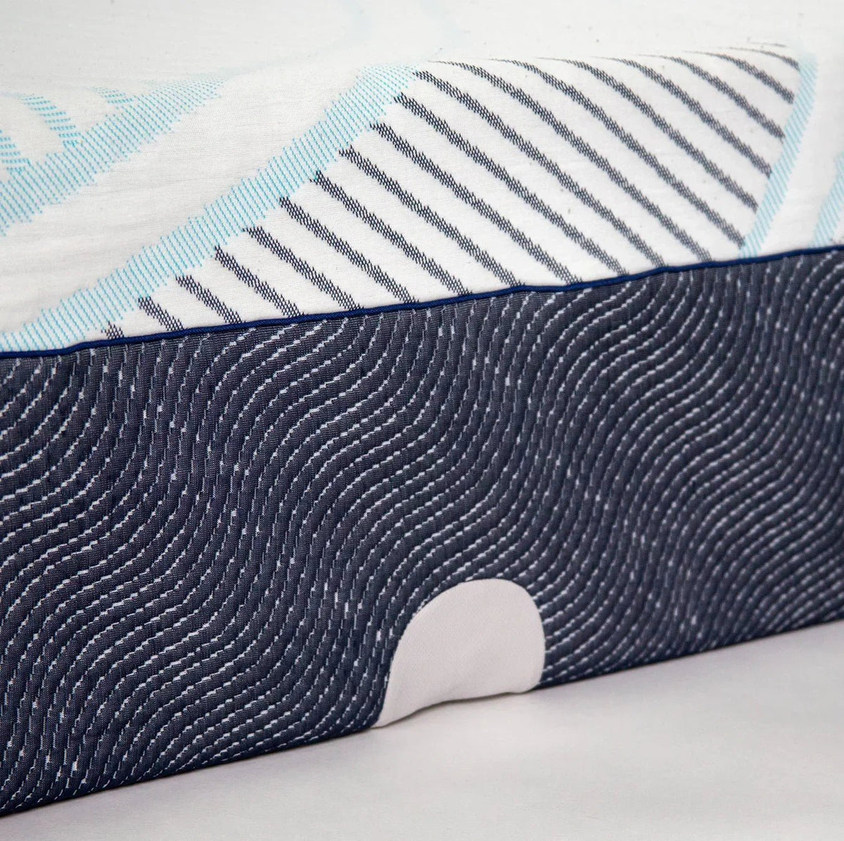 Customatic® DreamSense DreamTemp™ Plush Mattress - Advanced Cooling & Pressure Relief - Prioka