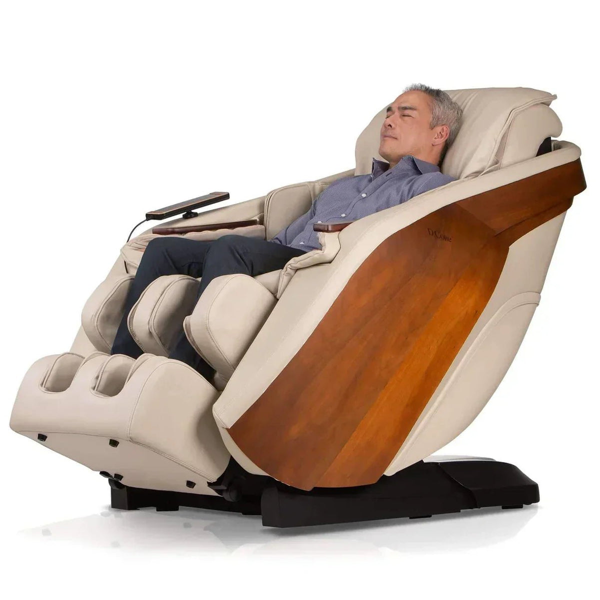 DCore Stratus JP Ultra Premium Made-in-Japan Massage Chair - Prioka