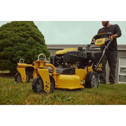 DEWALT 28 in. 224cc 3-in-1 Self-Propelled Gas Push Lawn Mowers. - Prioka