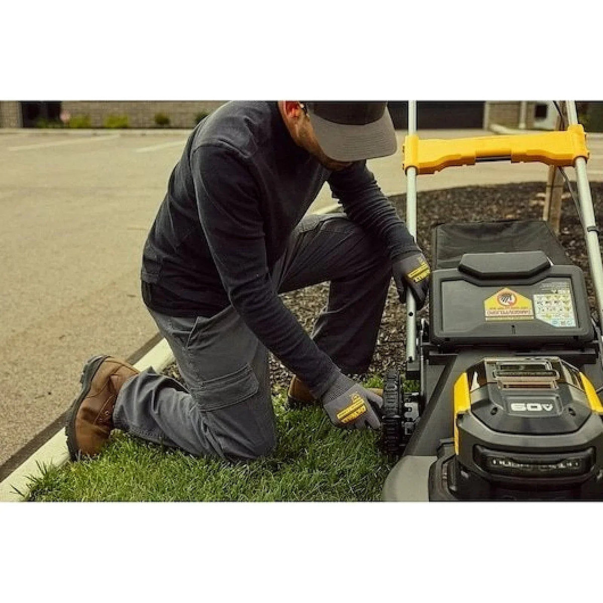 DeWalt 60V MAX 21″ Brushless RWD Self-Propelled Mower Kit DCMWSP700Y2 - Prioka