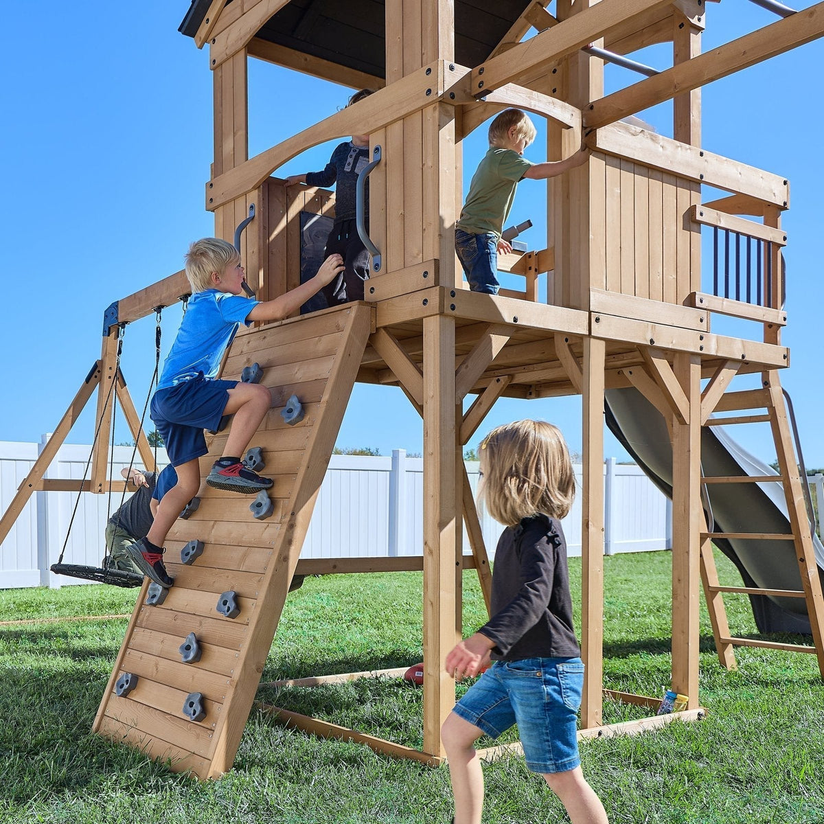 Dover Bay Swing Set with Monkey Bars - Prioka