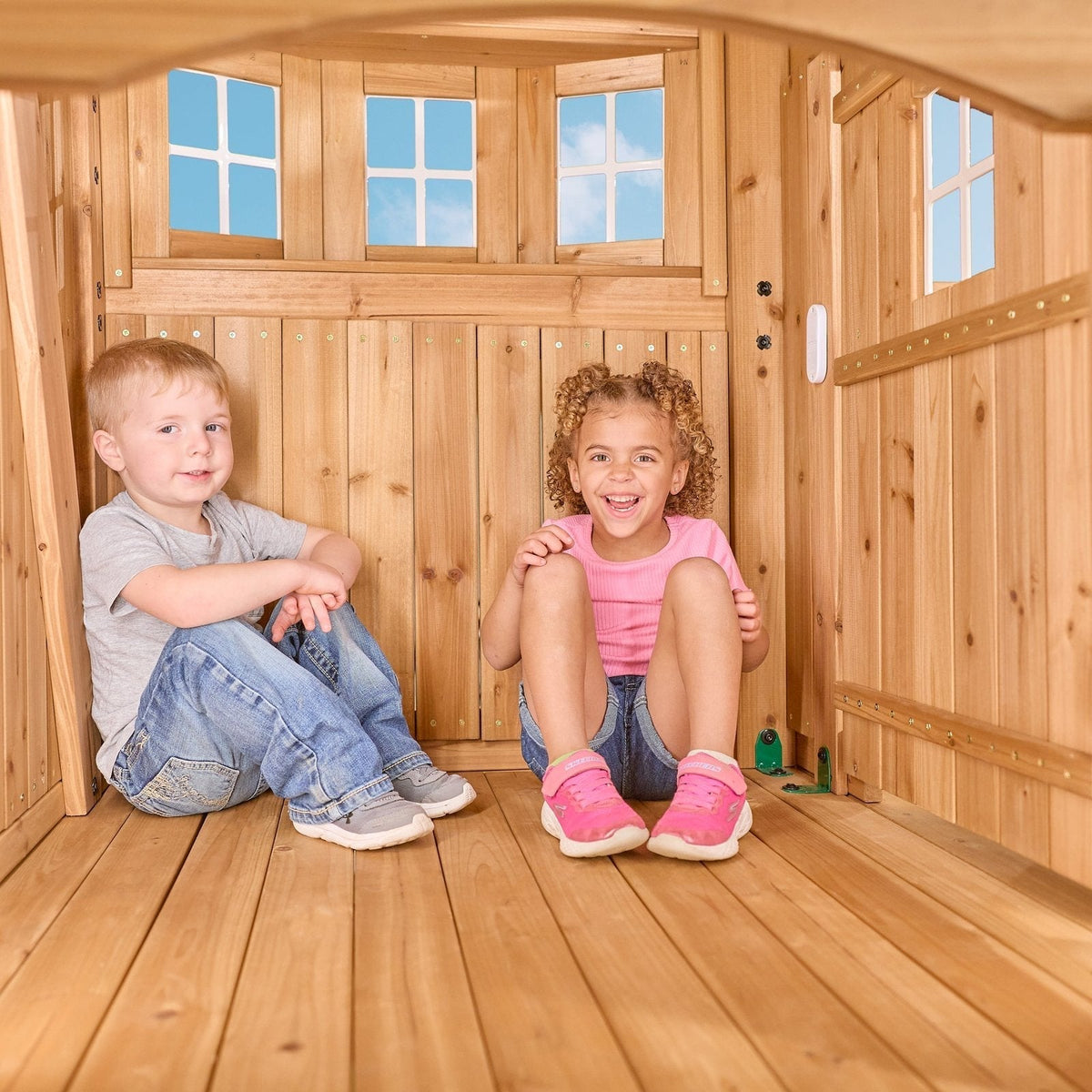 Edgewood Swing Set - Prioka