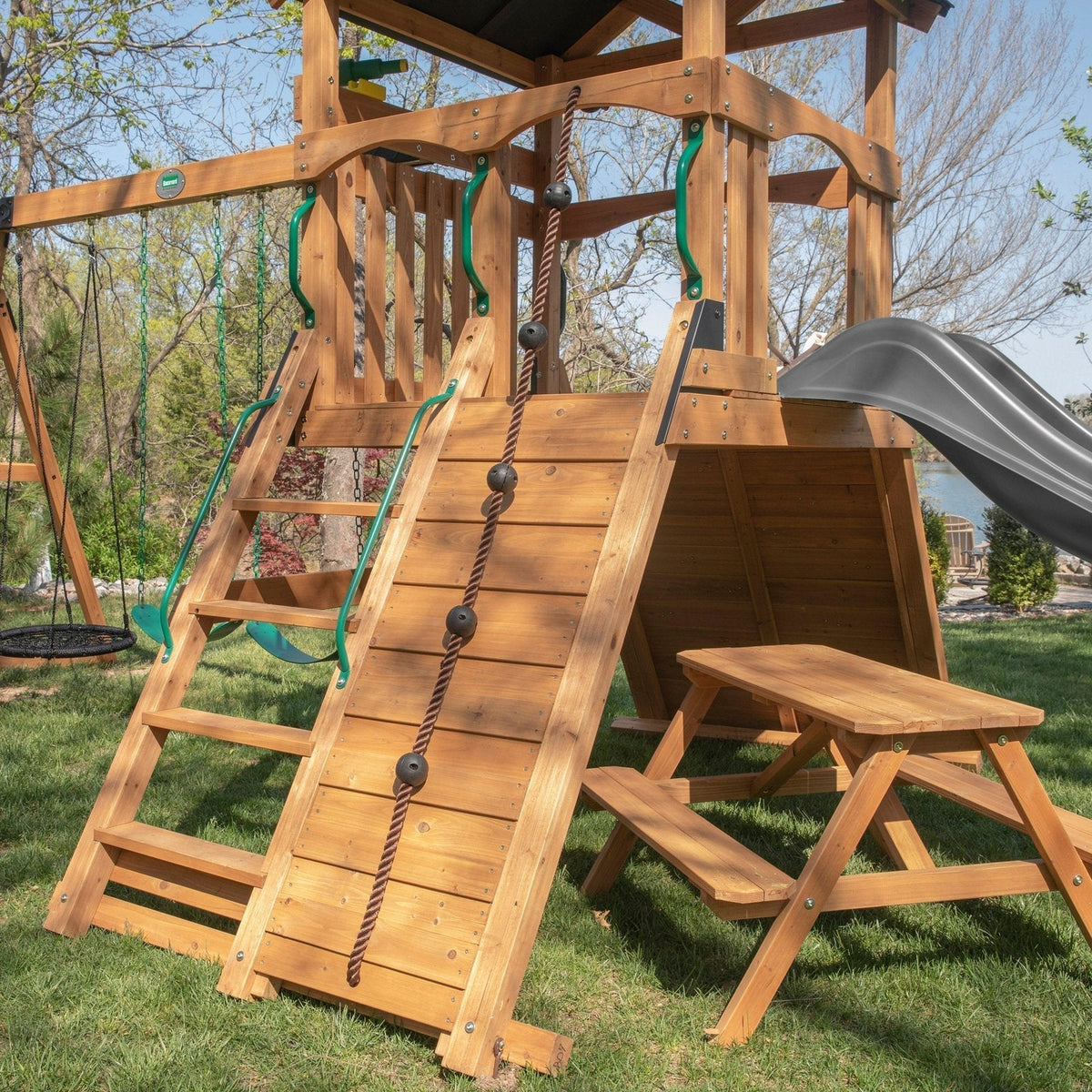 Endeavor II Swing Set - Prioka