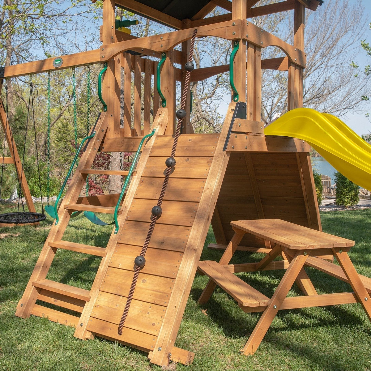Endeavor II Swing Set - Prioka