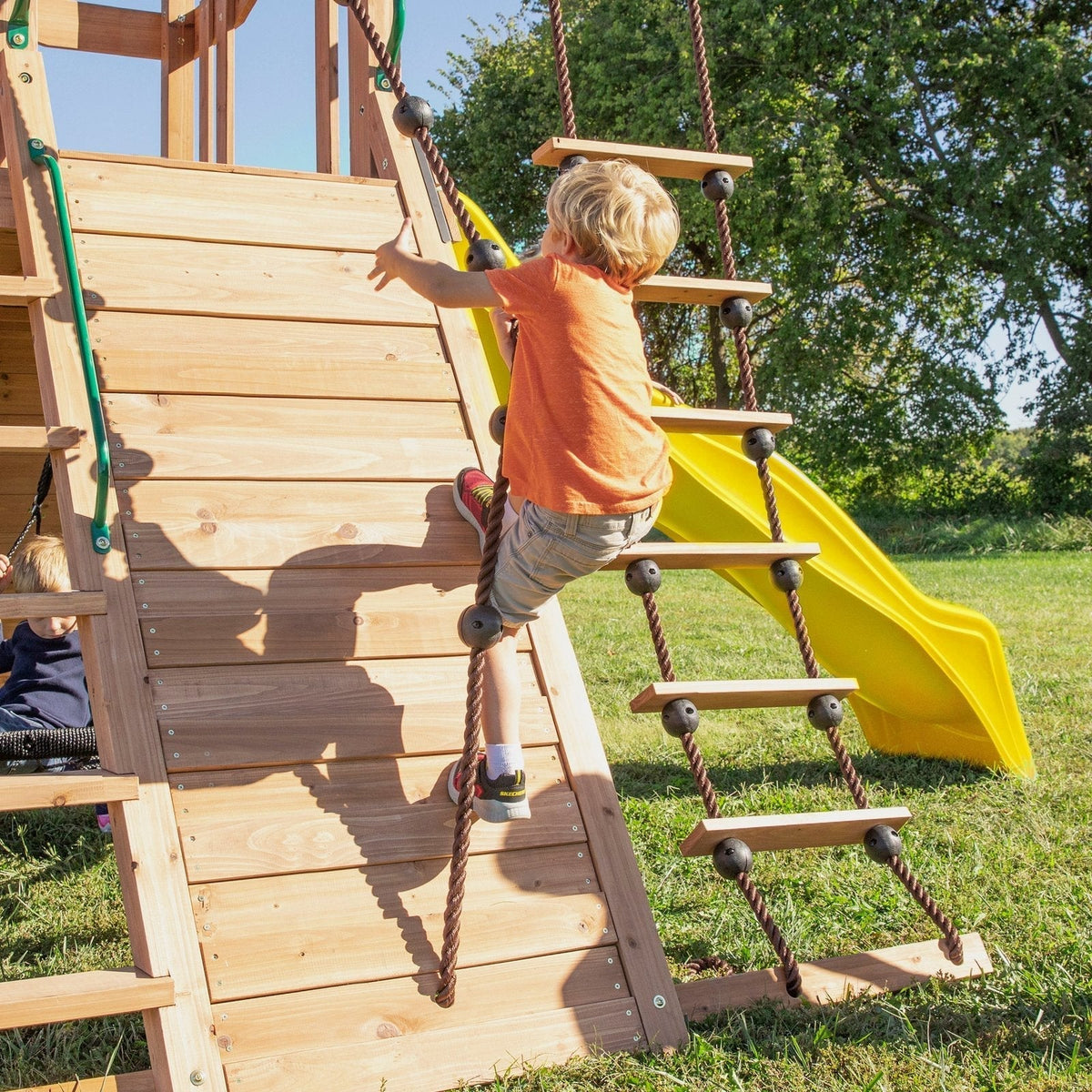 Endeavor Swing Set - Prioka