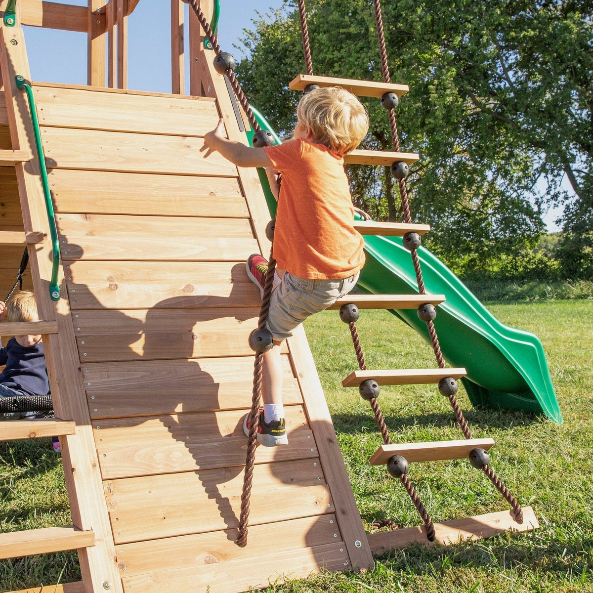 Endeavor Swing Set - Prioka