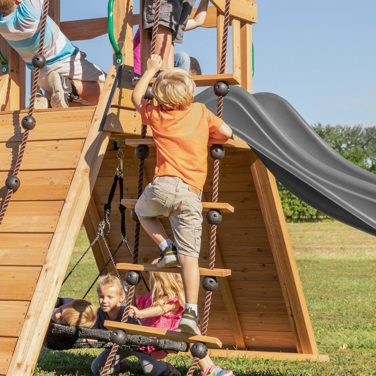 Endeavor Swing Set - Prioka