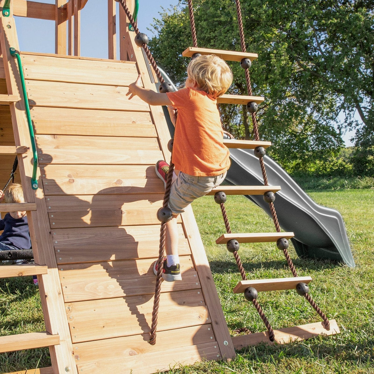 Endeavor Swing Set - Prioka