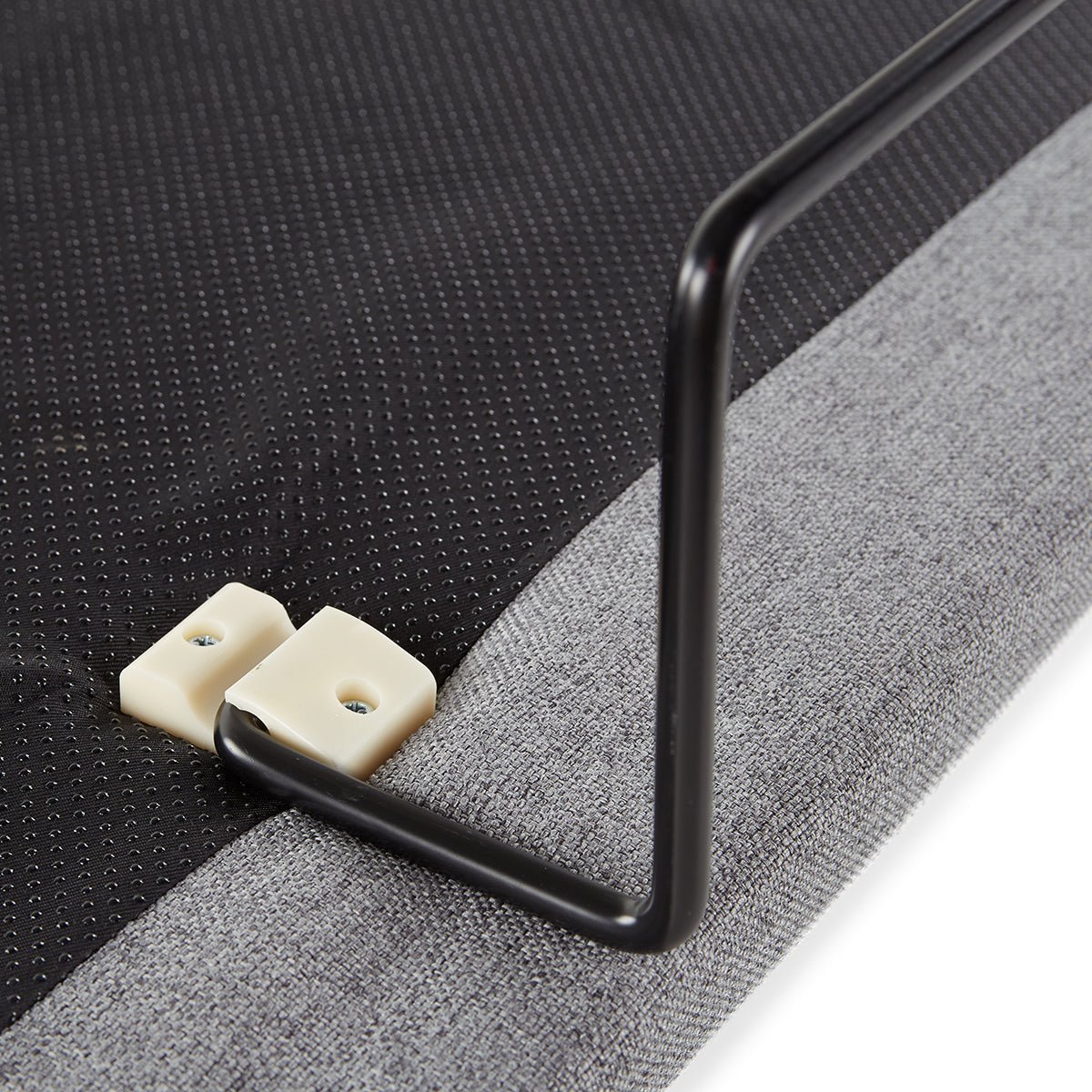 Ergo-Pedic Sleep CoreLift + Massage Comfort Lounger - Prioka